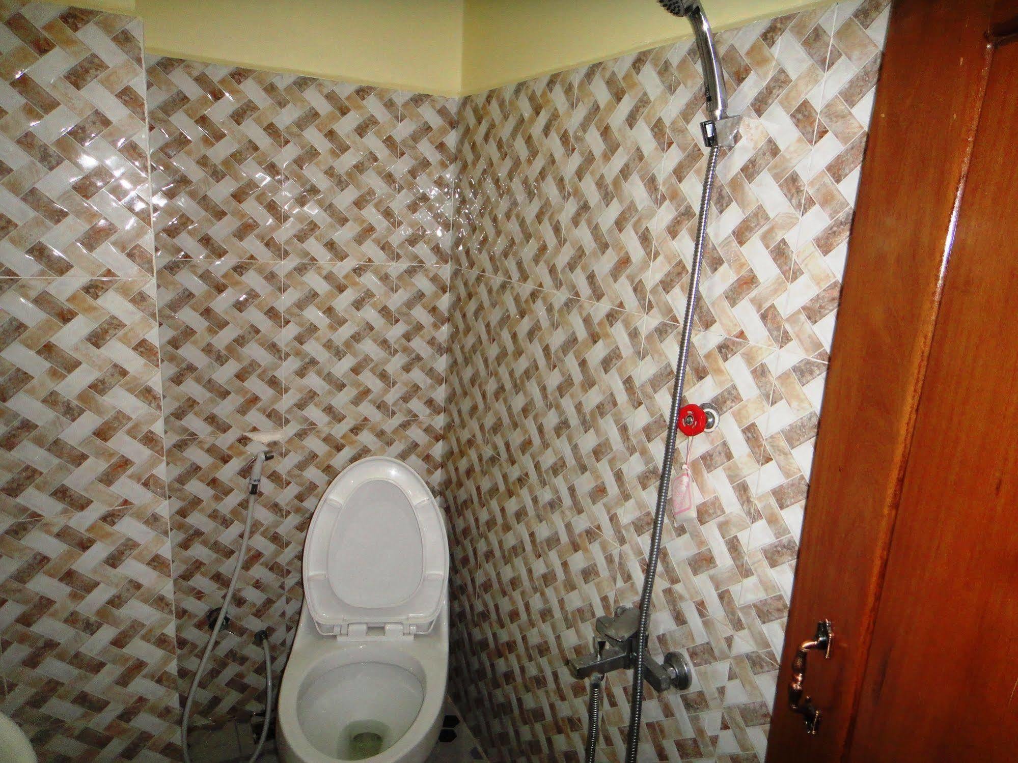 Borey Vatanac Guesthouse 캄폿 외부 사진